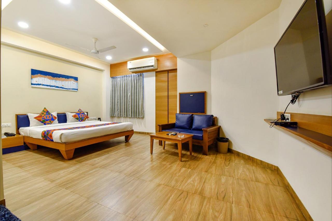 Fabhotel Prime Grand Unity, Changodar Ахмедабад Экстерьер фото